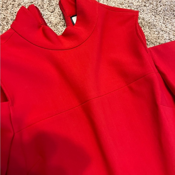 Elegant Red dress - Picture 3 of 7